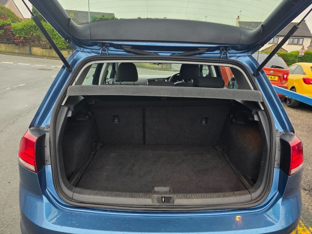 Used Volkswagen Golf 2014 for sale - 77296976: Photo 12