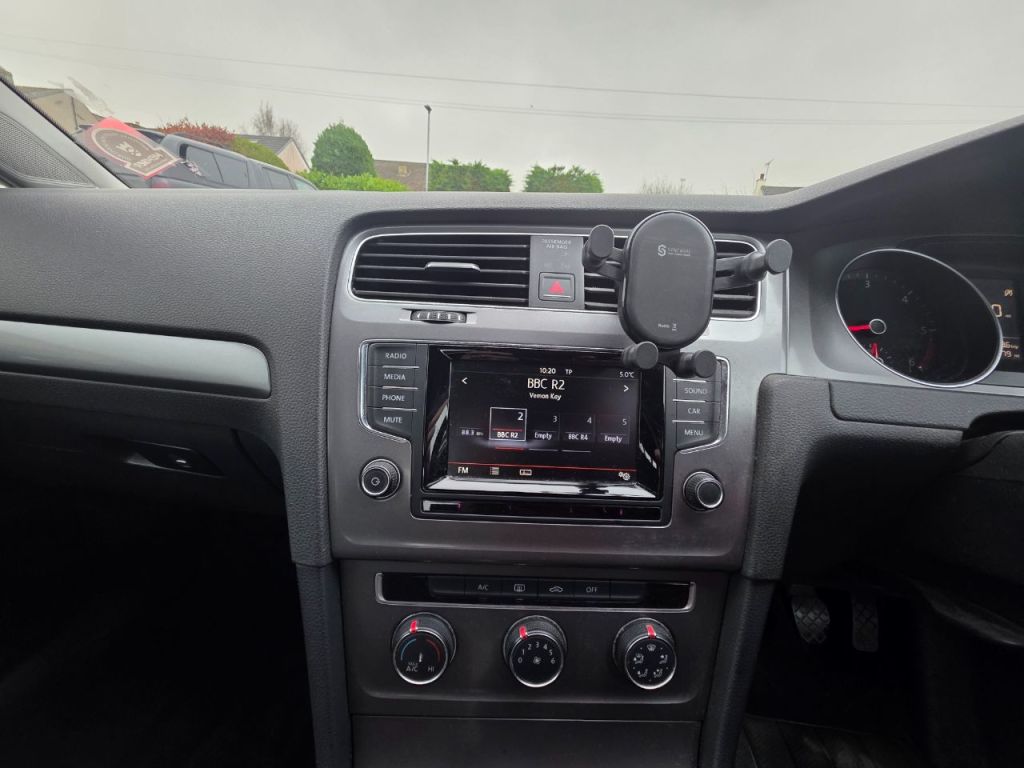 Used Volkswagen Golf 2014 for sale - 77296976: Photo 8