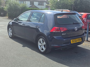Used Volkswagen Golf 2017 for sale - 79549276: Photo