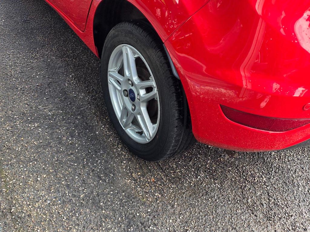 Used Ford Fiesta 2013 for sale - 76197180: Photo 13