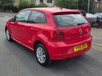 Used Volkswagen Polo 2015 for sale - 79312962: Photo
