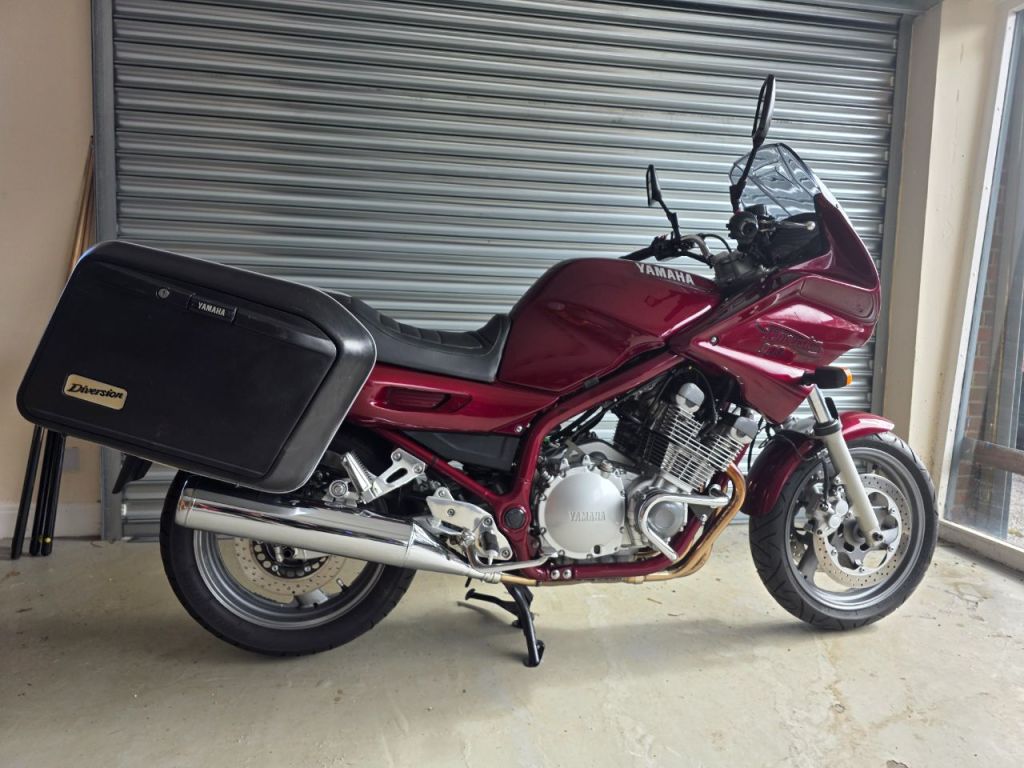 Yamaha XJ