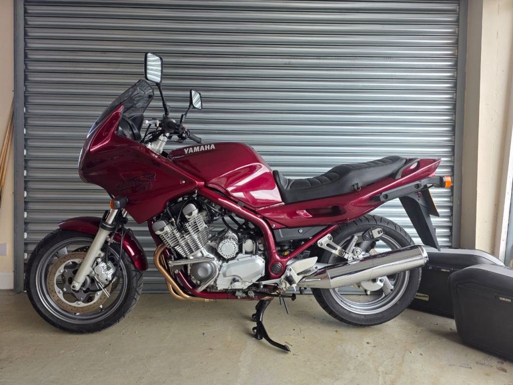 Yamaha XJ