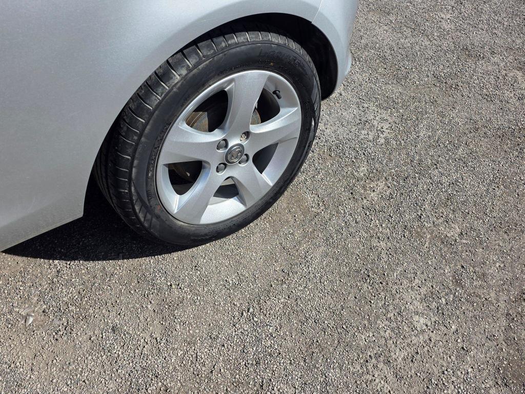 Used Vauxhall Corsa 2012 for sale - 76197152: Photo 10