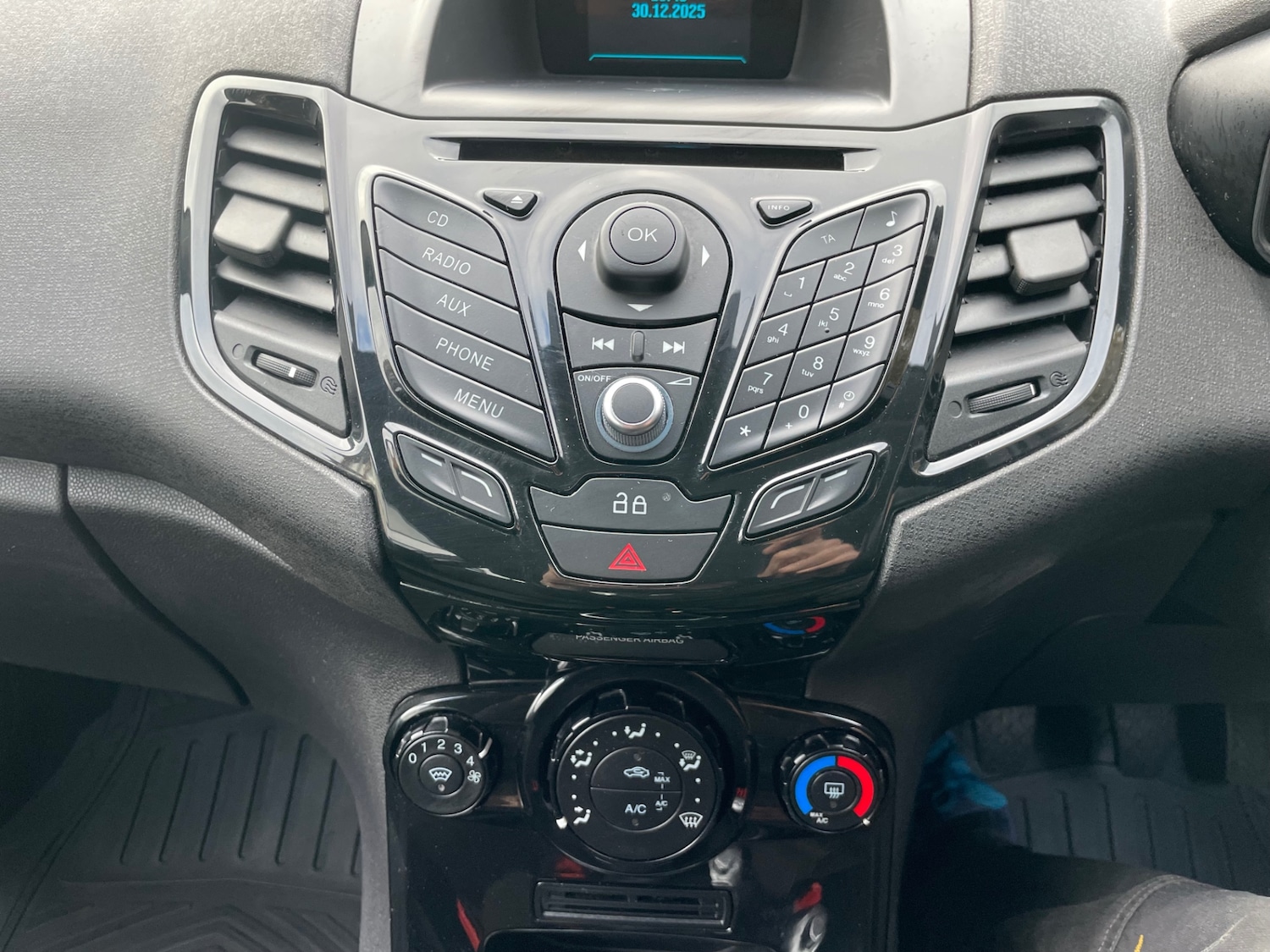 Used Ford Fiesta 2014 for sale - 77459998: Photo 12