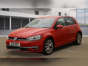 Used Volkswagen Golf 2018 for sale - 75687900: Photo
