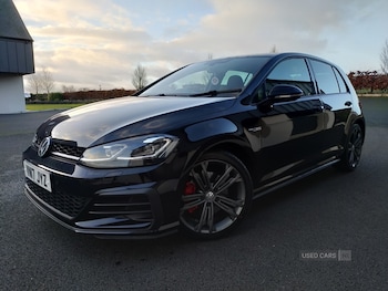 Used Volkswagen Golf 2017 for sale - 77109993: Photo