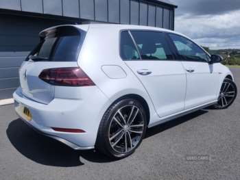 Used Volkswagen Golf 2017 for sale - 75167478: Photo