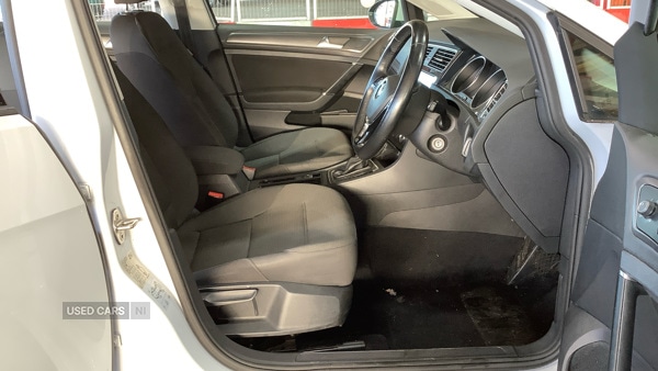 Used Volkswagen Golf 2017 for sale - 76667636: Photo 5