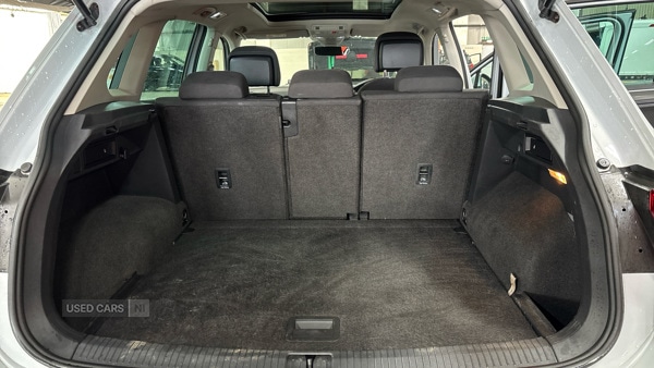 Used Volkswagen Tiguan 2019 for sale - 76690428: Photo 8