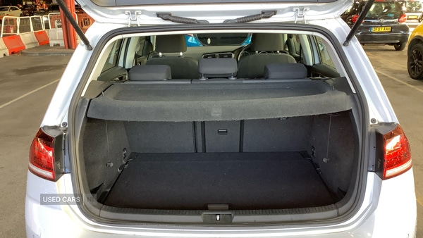 Used Volkswagen Golf 2017 for sale - 76977146: Photo 7