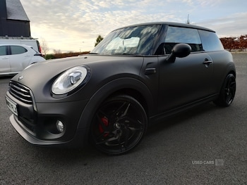 Used MINI Hatch 2017 for sale - 76634439: Photo