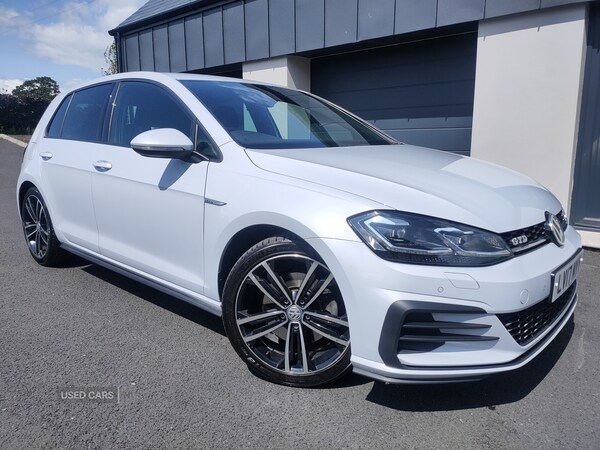 Used Volkswagen Golf 2017 for sale - 76271107: Photo 5