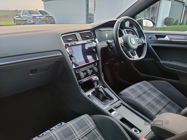 Used Volkswagen Golf 2017 for sale - 77684713: Photo 9
