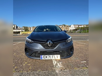 Used Renault Clio 2021 for sale - 78323364: Photo