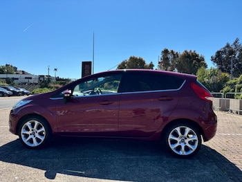 Used Ford Fiesta 2010 for sale - 75303428: Photo
