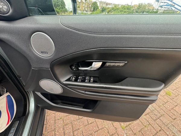 Used Land Rover Range Rover Evoque 2016 for sale - 76131237: Photo 15