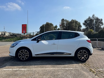 Used Renault Clio 2016 for sale - 75343053: Photo