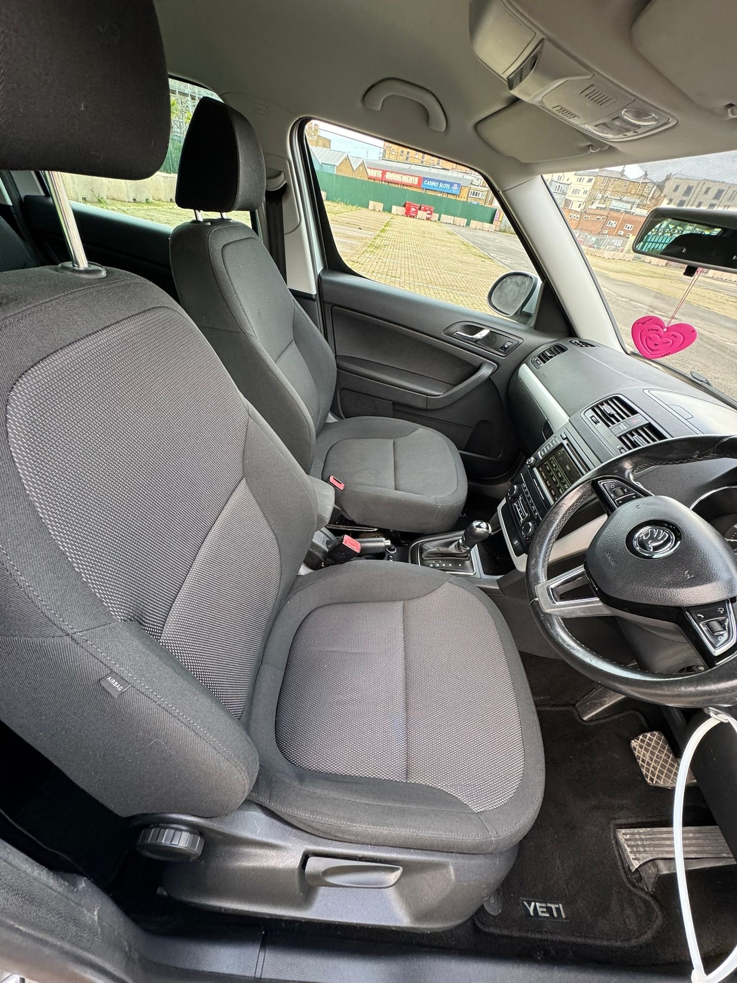 Used Skoda Yeti 2014 for sale - 77186554: Photo 12