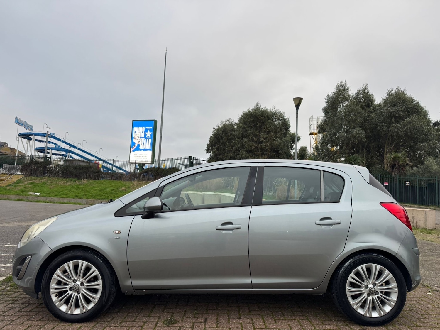 Used Vauxhall Corsa 2012 for sale - 77406606: Photo 3