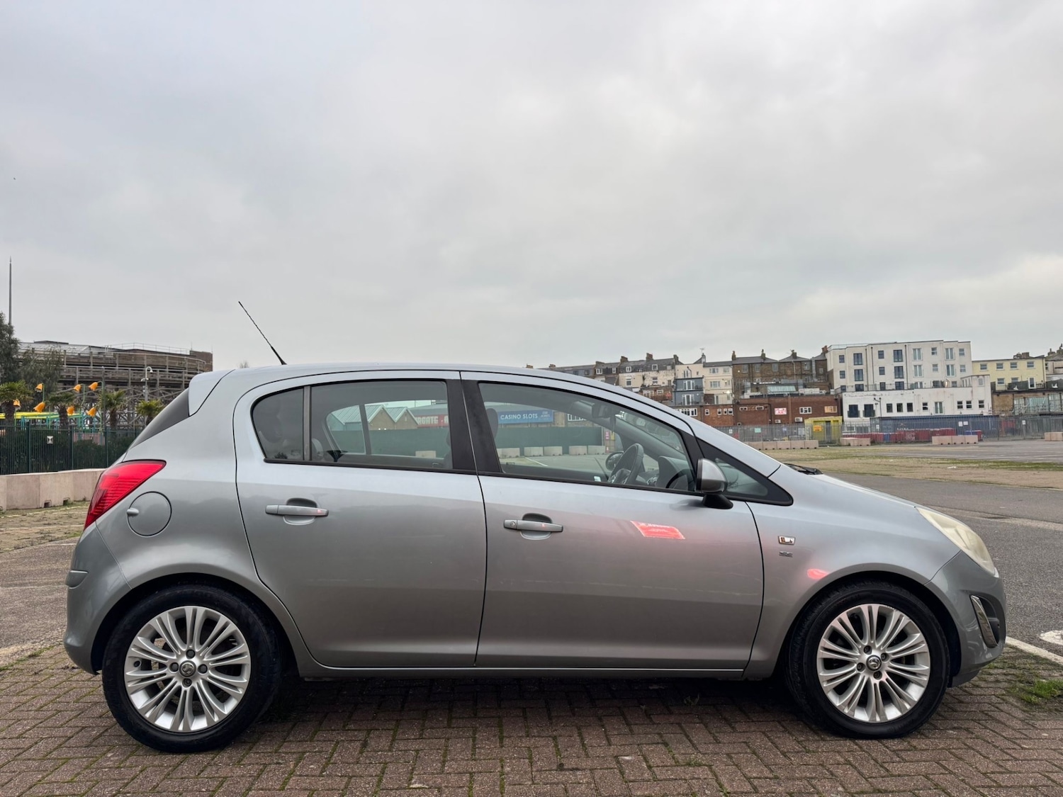Used Vauxhall Corsa 2012 for sale - 77406606: Photo 4