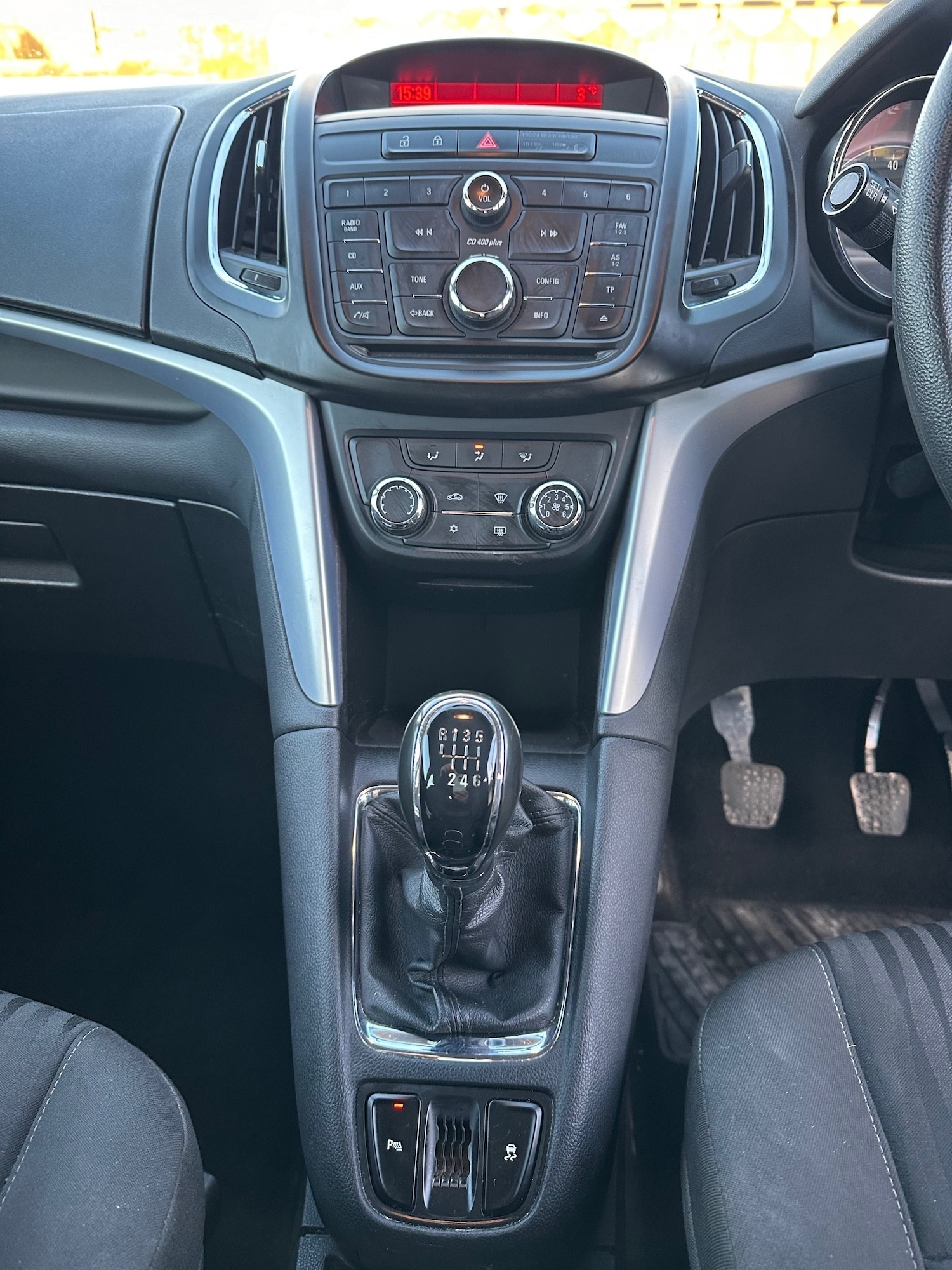 Used Vauxhall Zafira 2015 for sale - 76589207: Photo 11