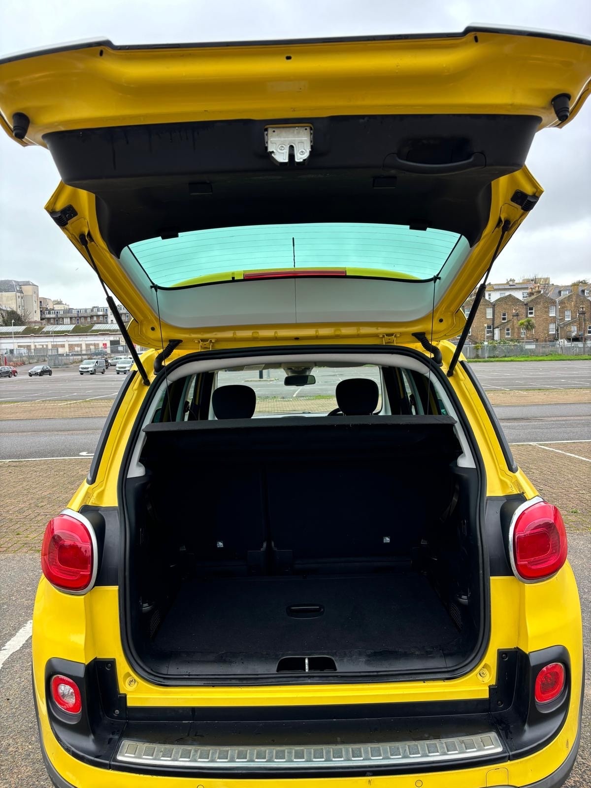 Used Fiat 500L 2015 for sale - 76611583: Photo 9