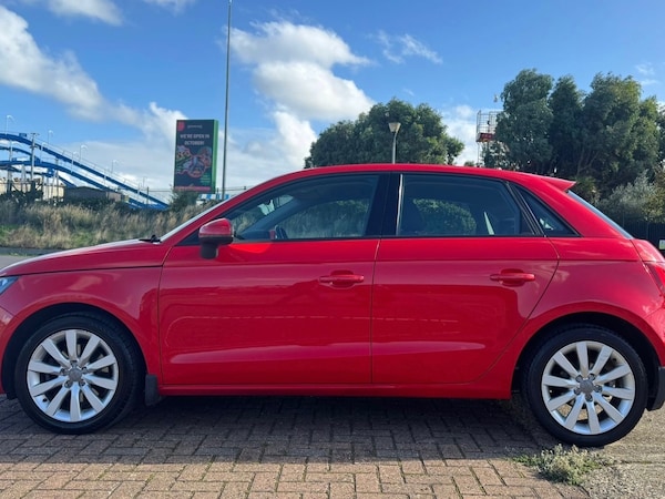 Used Audi A1 2013 for sale - 76209510: Photo 3