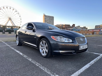 2010 (60) - 3.0d V6 Luxury 4dr Auto