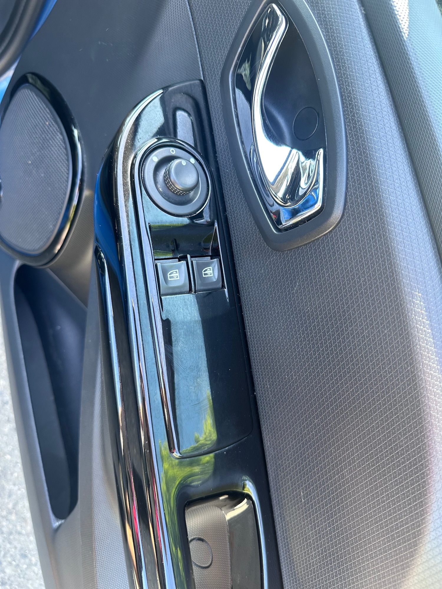 Used Renault Clio 2014 for sale - 76564983: Photo 12