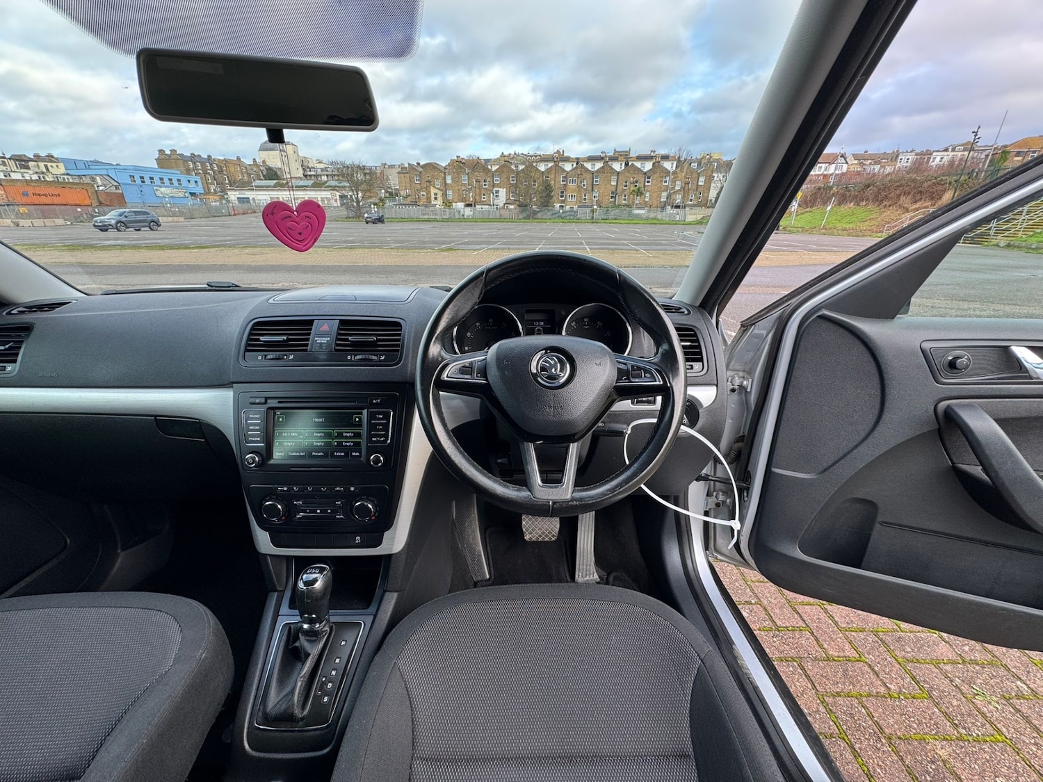 Used Skoda Yeti 2014 for sale - 76748701: Photo 11