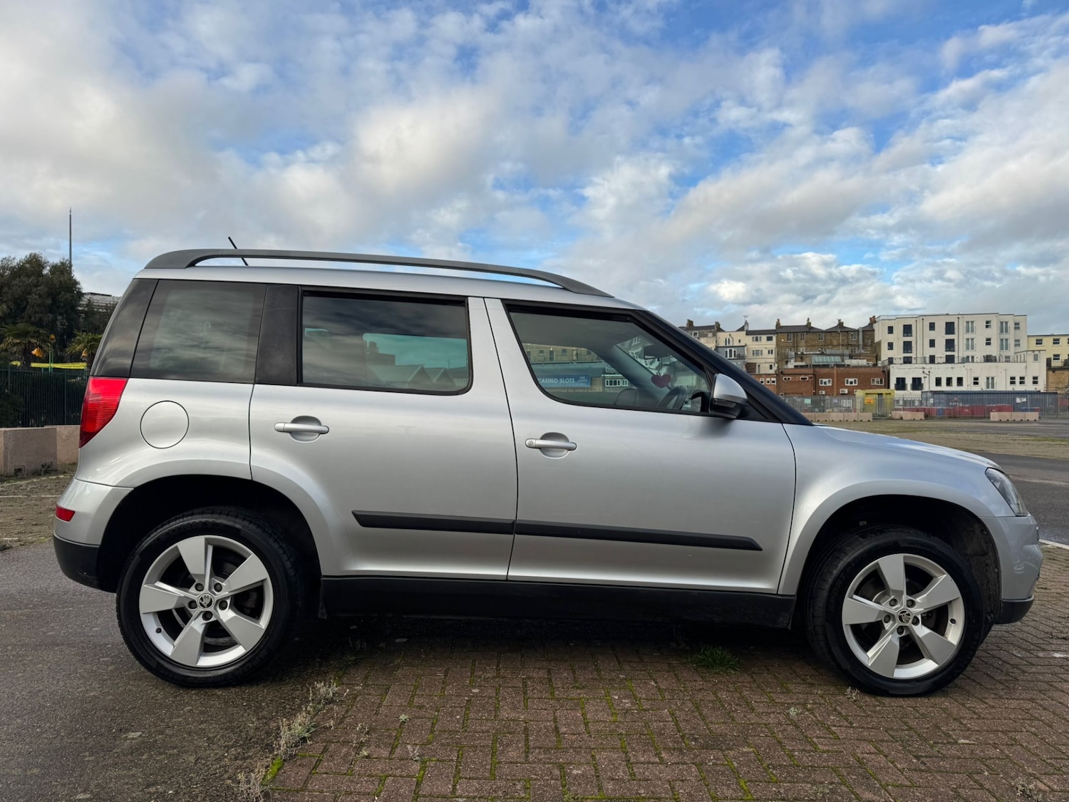 Used Skoda Yeti 2014 for sale - 76748701: Photo 5