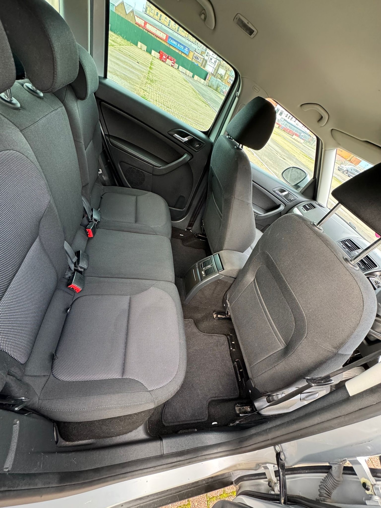 Used Skoda Yeti 2014 for sale - 76748701: Photo 9