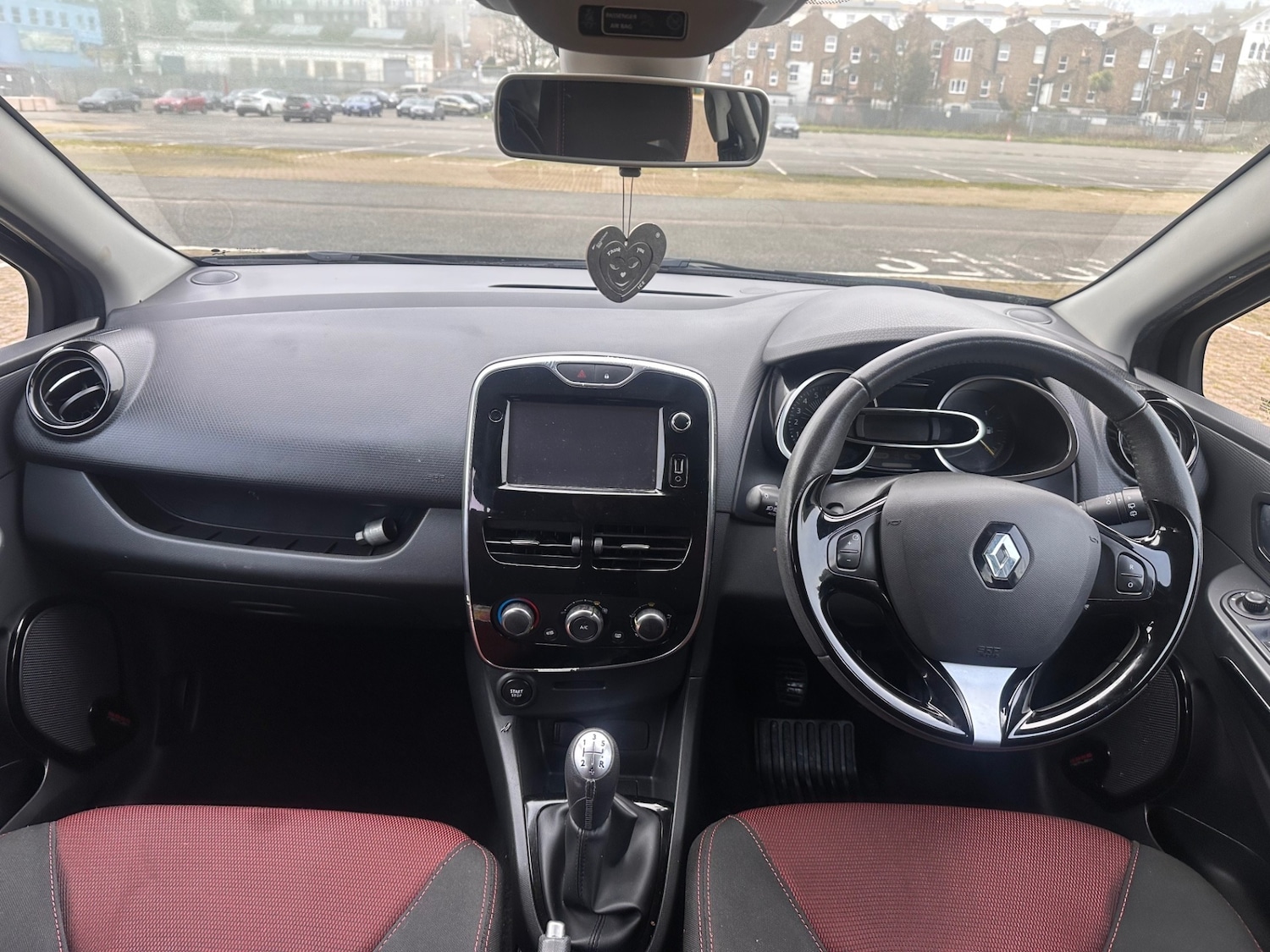 Used Renault Clio 2015 for sale - 77629153: Photo 7