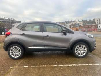 Used Renault Captur 2017 for sale - 74754219: Photo