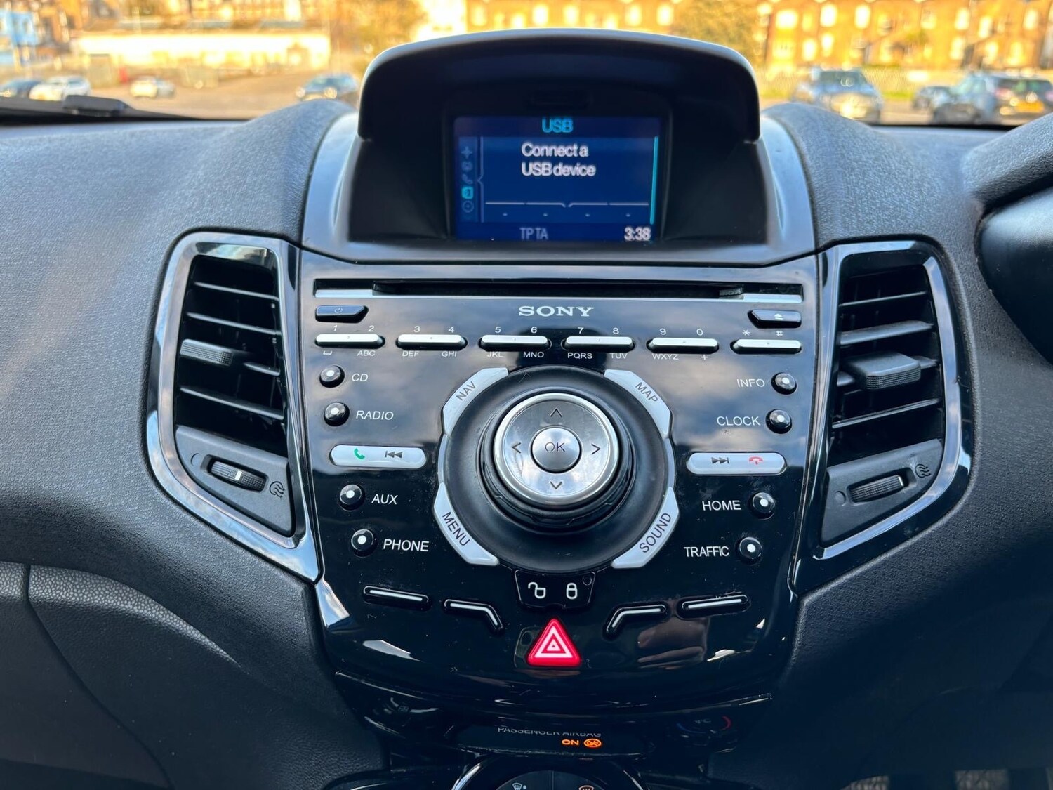 Used Ford Fiesta 2015 for sale - 77407200: Photo 10