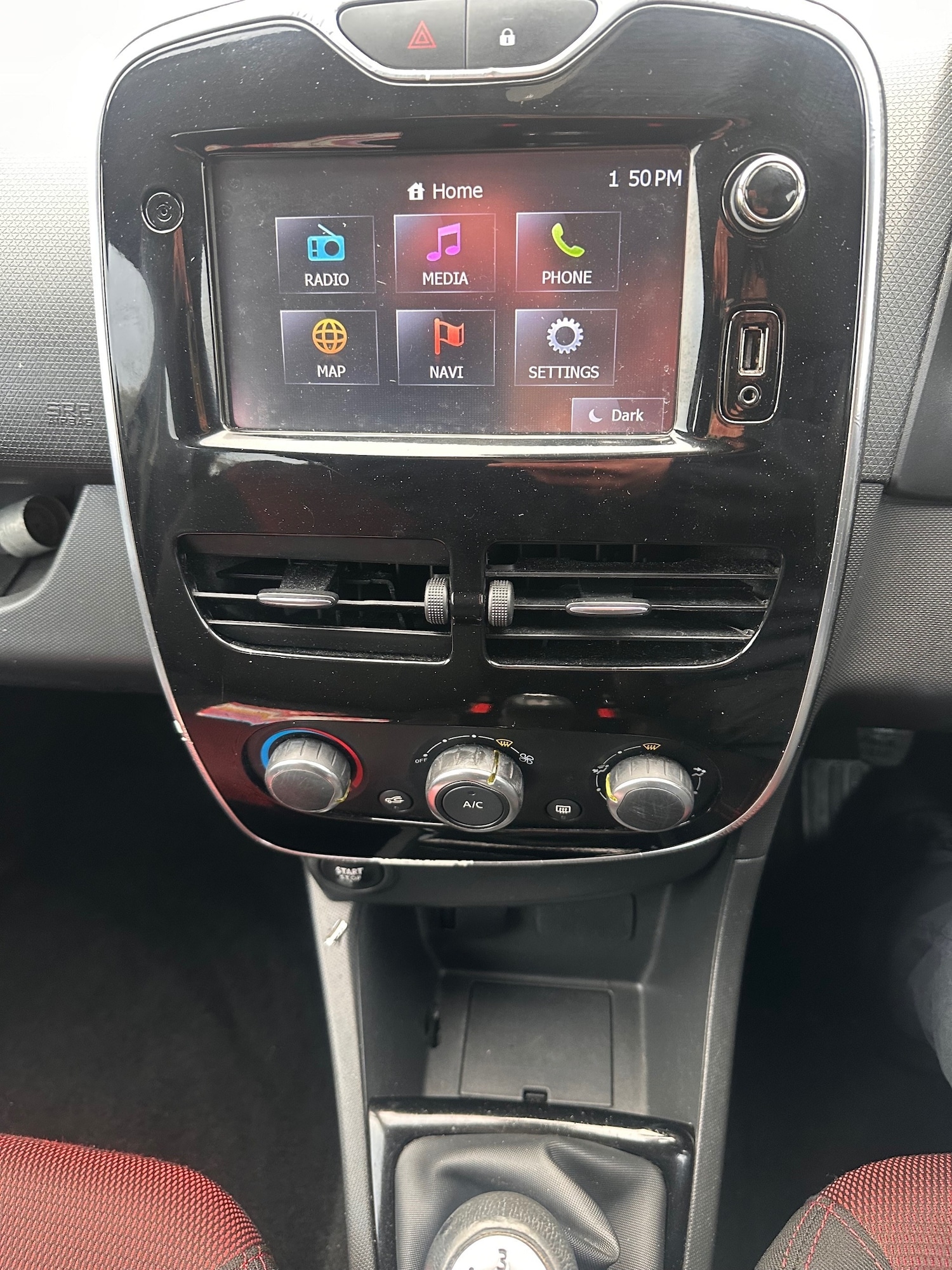 Used Renault Clio 2015 for sale - 77114454: Photo 10