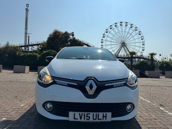 Used Renault Clio 2015 for sale - 75303806: Photo