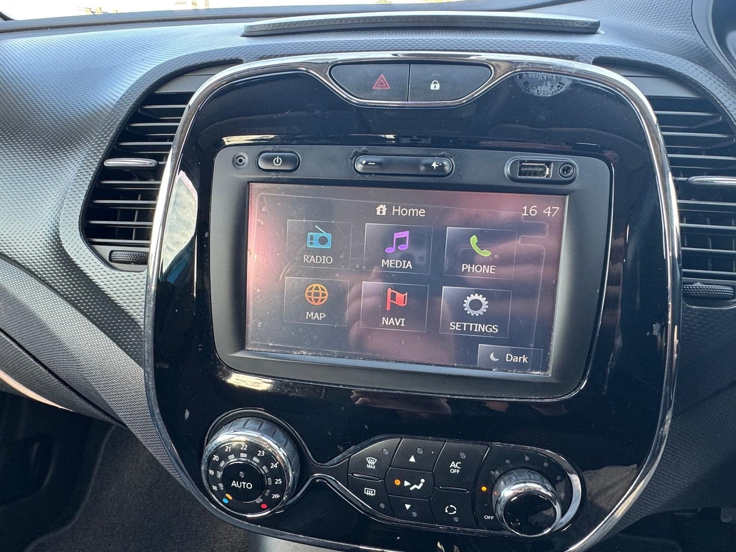 Used Renault Captur 2014 for sale - 78092869: Photo 12