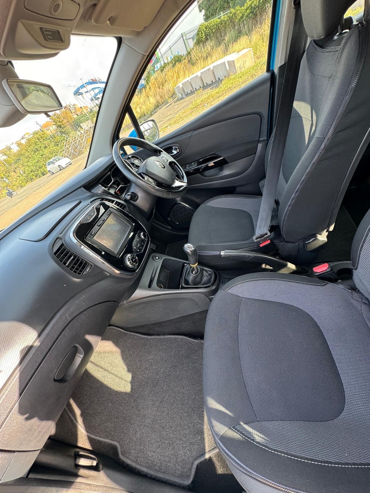 Used Renault Captur 2014 for sale - 78092869: Photo 9