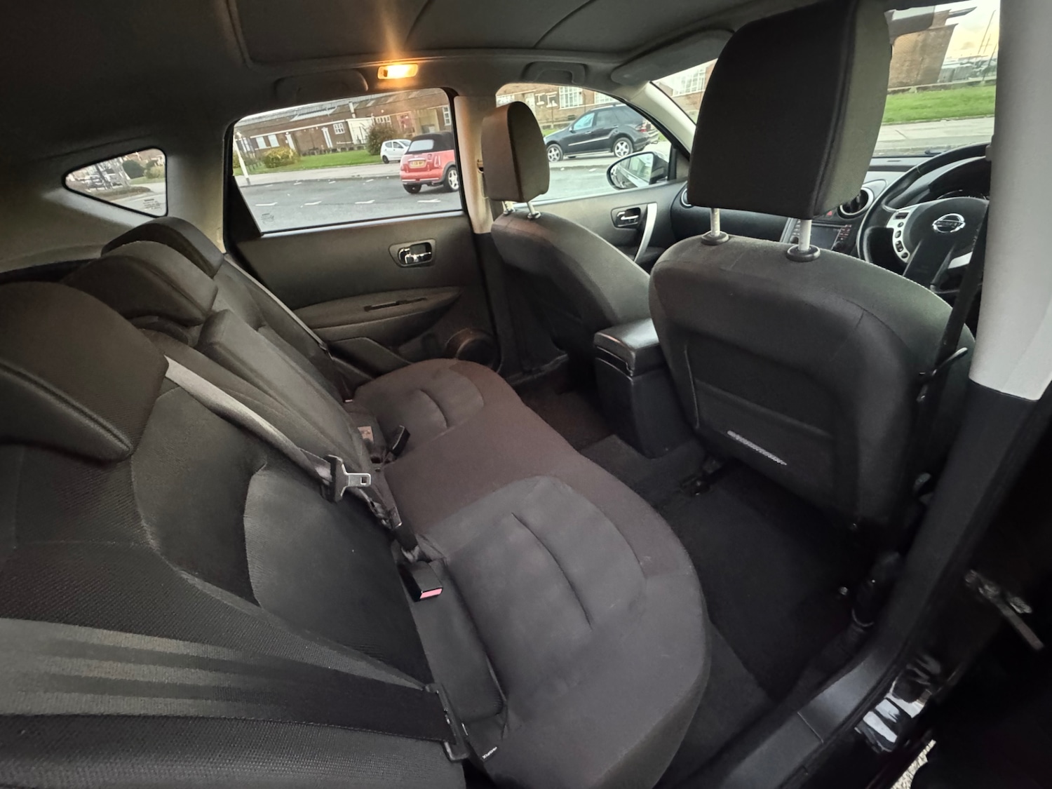 Used Nissan Qashqai 2010 for sale - 76541355: Photo 15