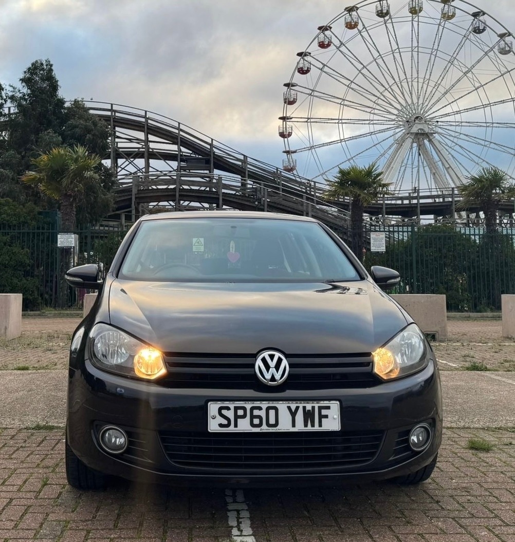 Used Volkswagen Golf 2010 for sale - 76921972: Photo 2