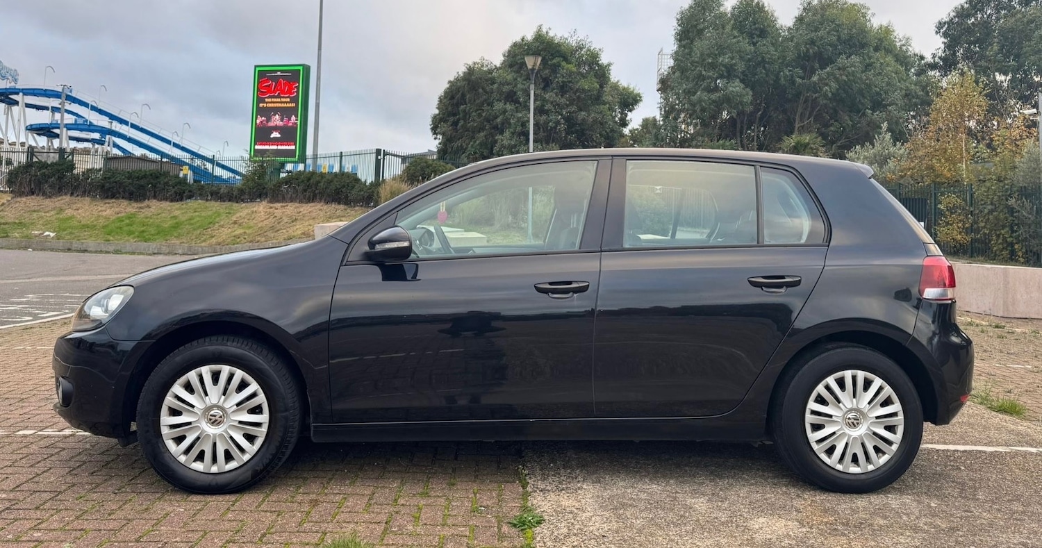 Used Volkswagen Golf 2010 for sale - 76921972: Photo 3