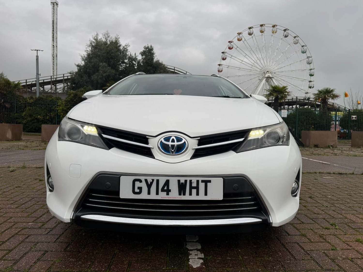 Used Toyota Auris 2014 for sale - 76611466: Photo 2
