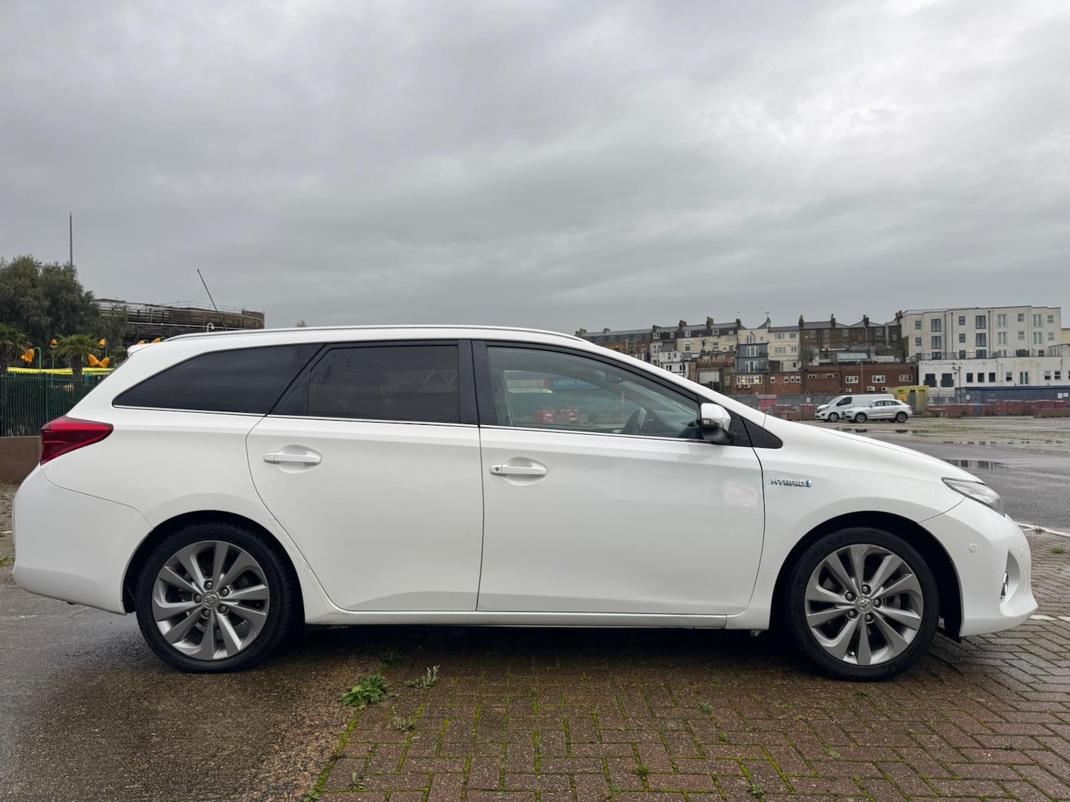 Used Toyota Auris 2014 for sale - 76611466: Photo 3