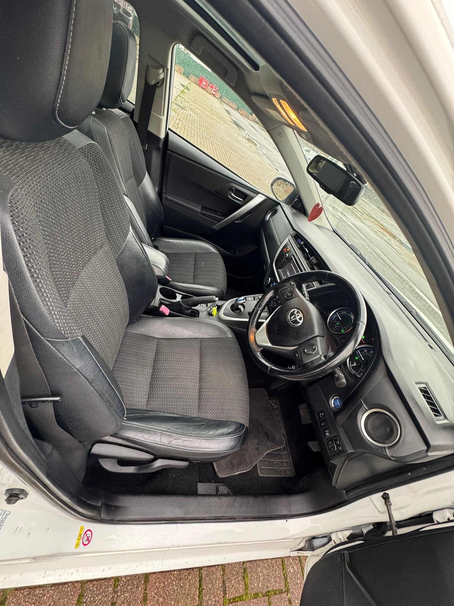 Used Toyota Auris 2014 for sale - 76611466: Photo 7