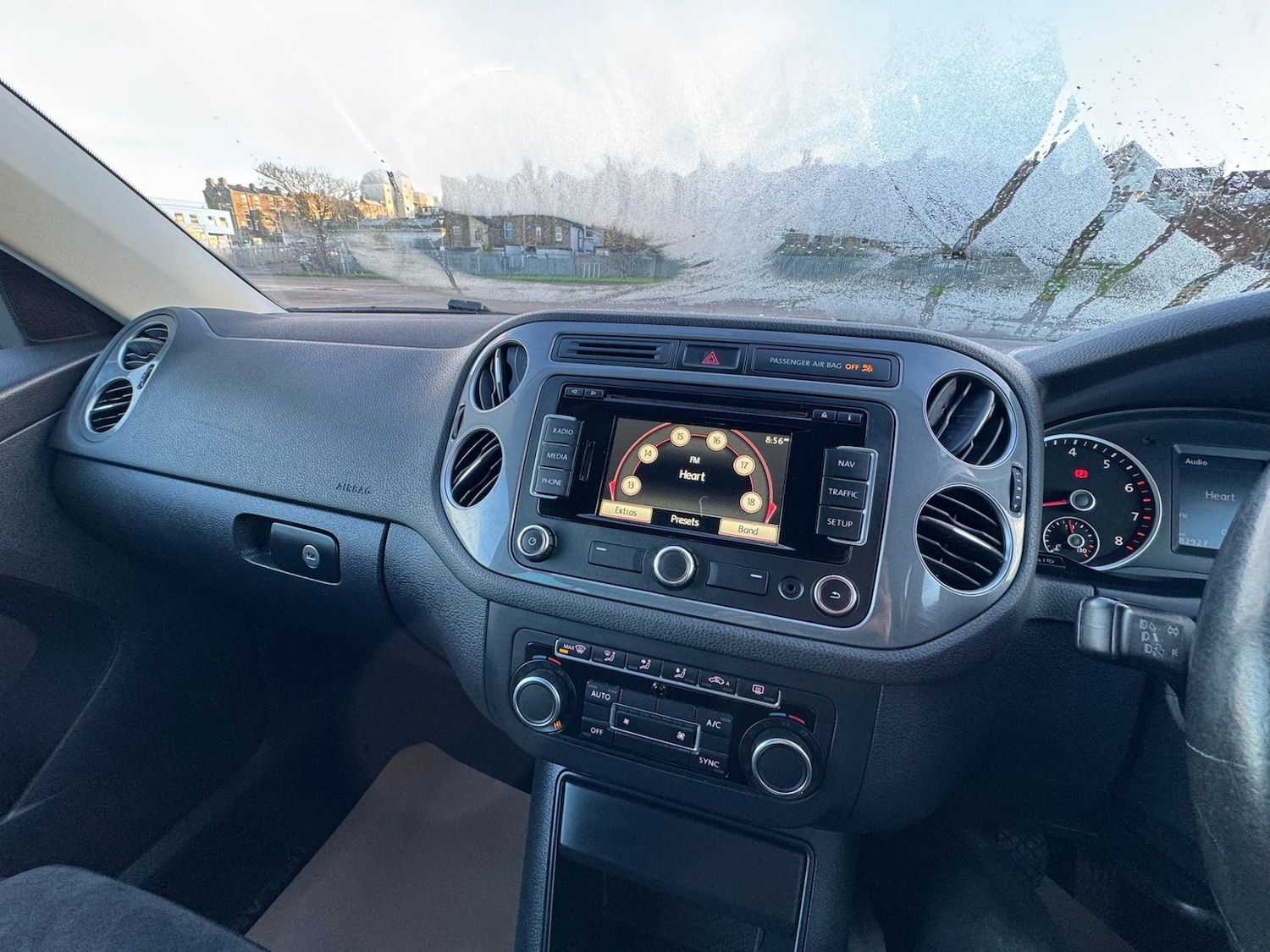 Used Volkswagen Tiguan 2014 for sale - 77312543: Photo 10