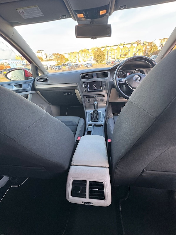 Used Volkswagen Golf 2013 for sale - 76344284: Photo 11