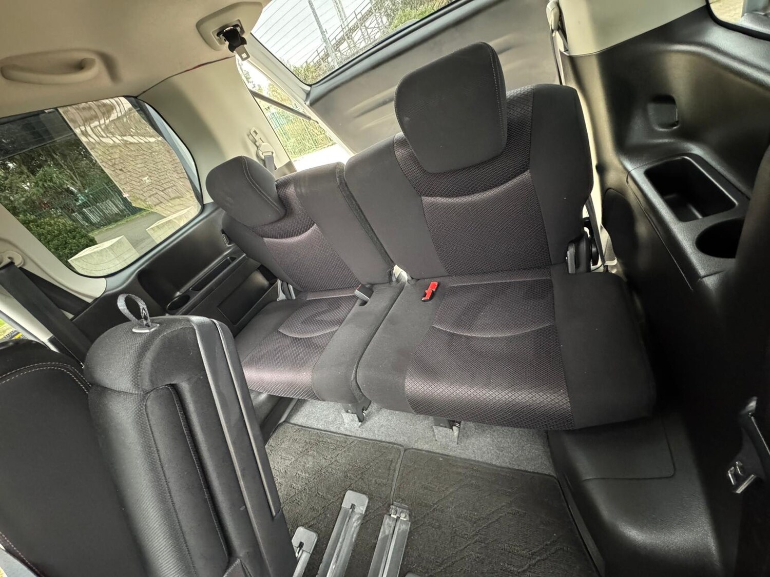 Used Nissan Serena 2023 for sale - 78055162: Photo 18