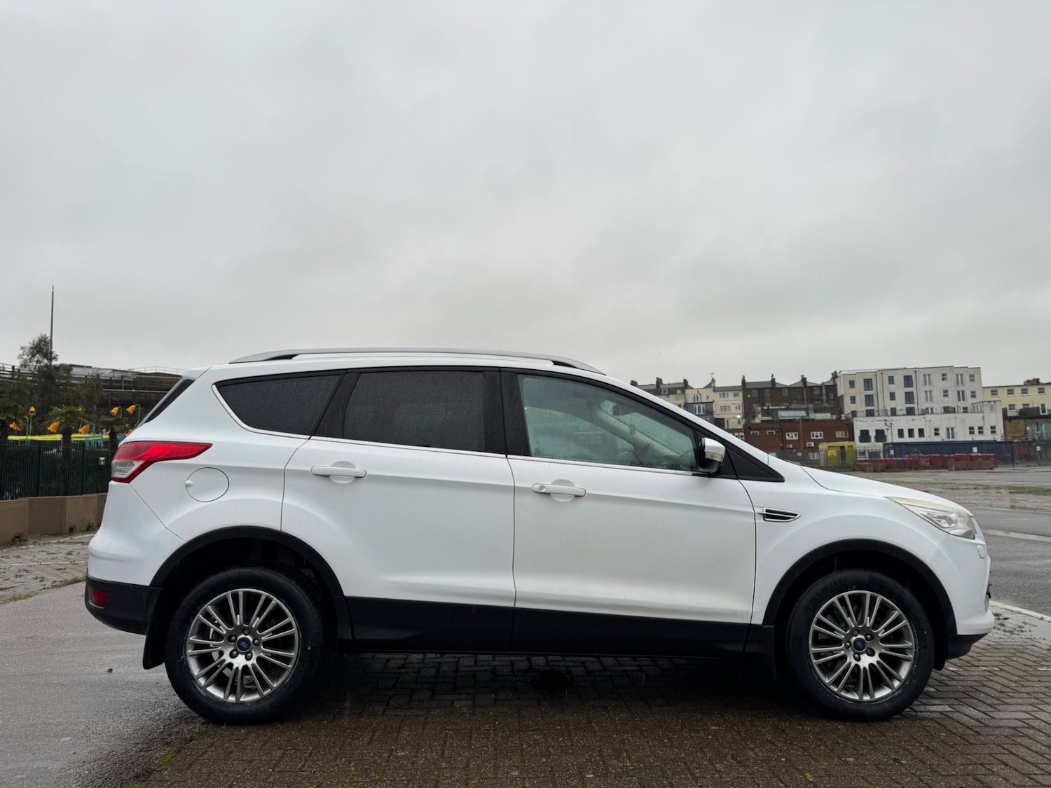 Used Ford Kuga 2014 for sale - 77381734: Photo 4